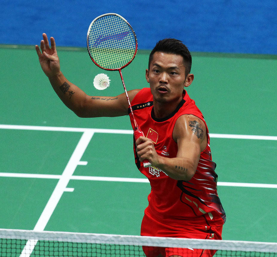 这种坚持使 这种坚持使