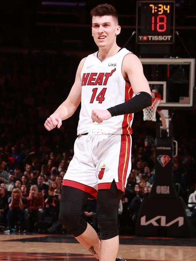 进攻著称的 进攻著称的