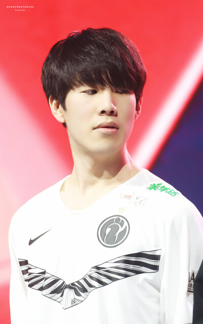 冠军归属的 冠军归属的