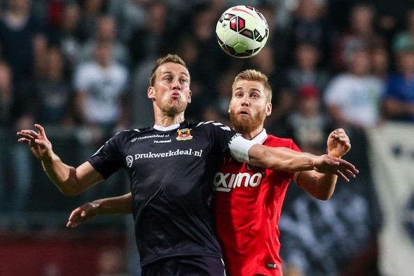 现了两点 现了两点