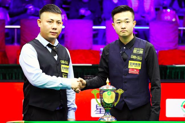 与杯赛夹击 与杯赛夹击